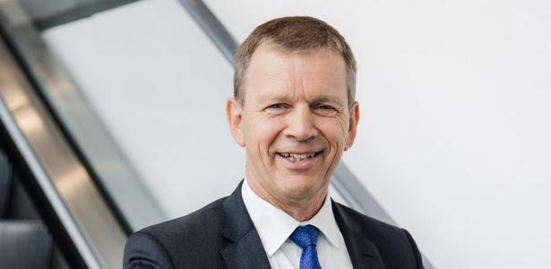 Ein Portrait von Olaf Böckers, GROB CFO