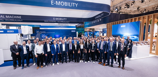 GROB-Team auf der EMO 2025